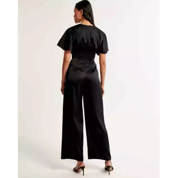 NWT Abercrombie & Fitch Angel Sleeve Satin Jumpsuit Black XSP X-Small Petite - Picture 4 of 14